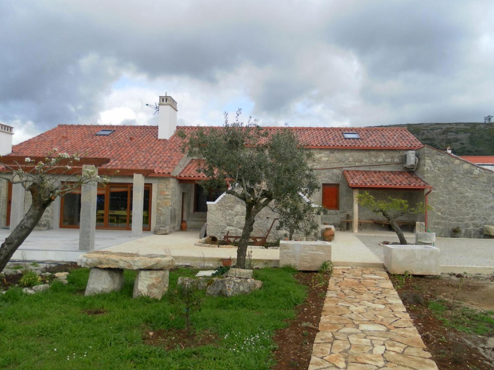 בית הארחה Mendiga 	Retiro Da Avo Lidia - Turismo Rural מראה חיצוני תמונה